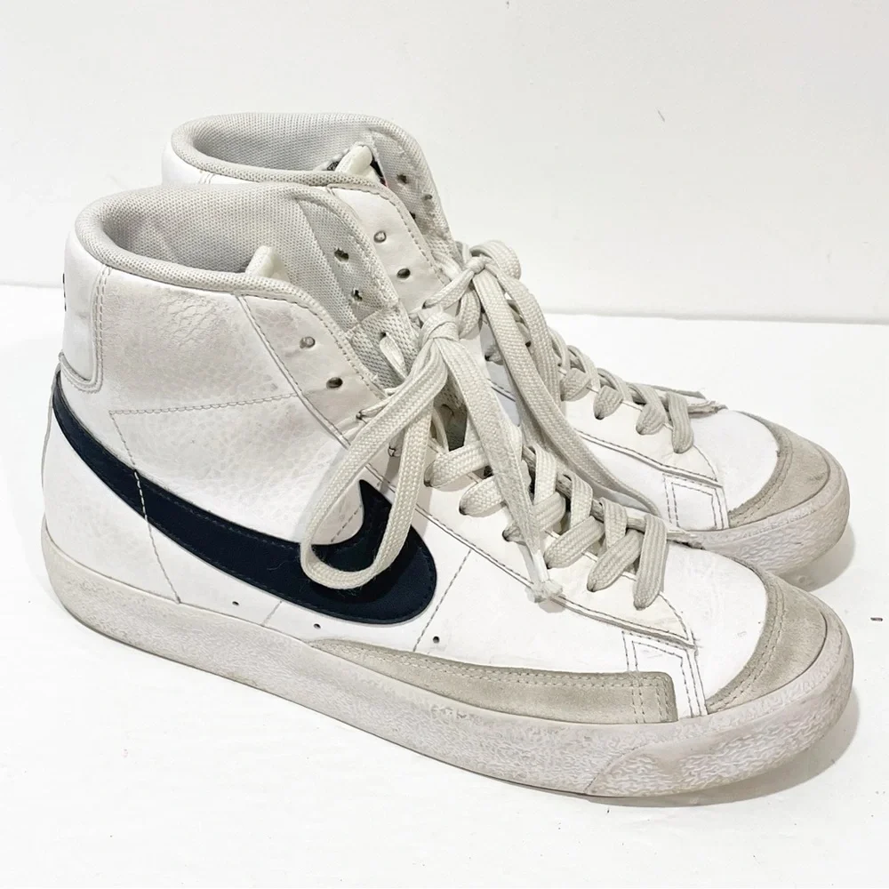 Nike blazer mid